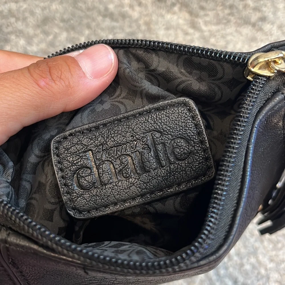 Charming Charlie | EUC Faux Leather Wristlet